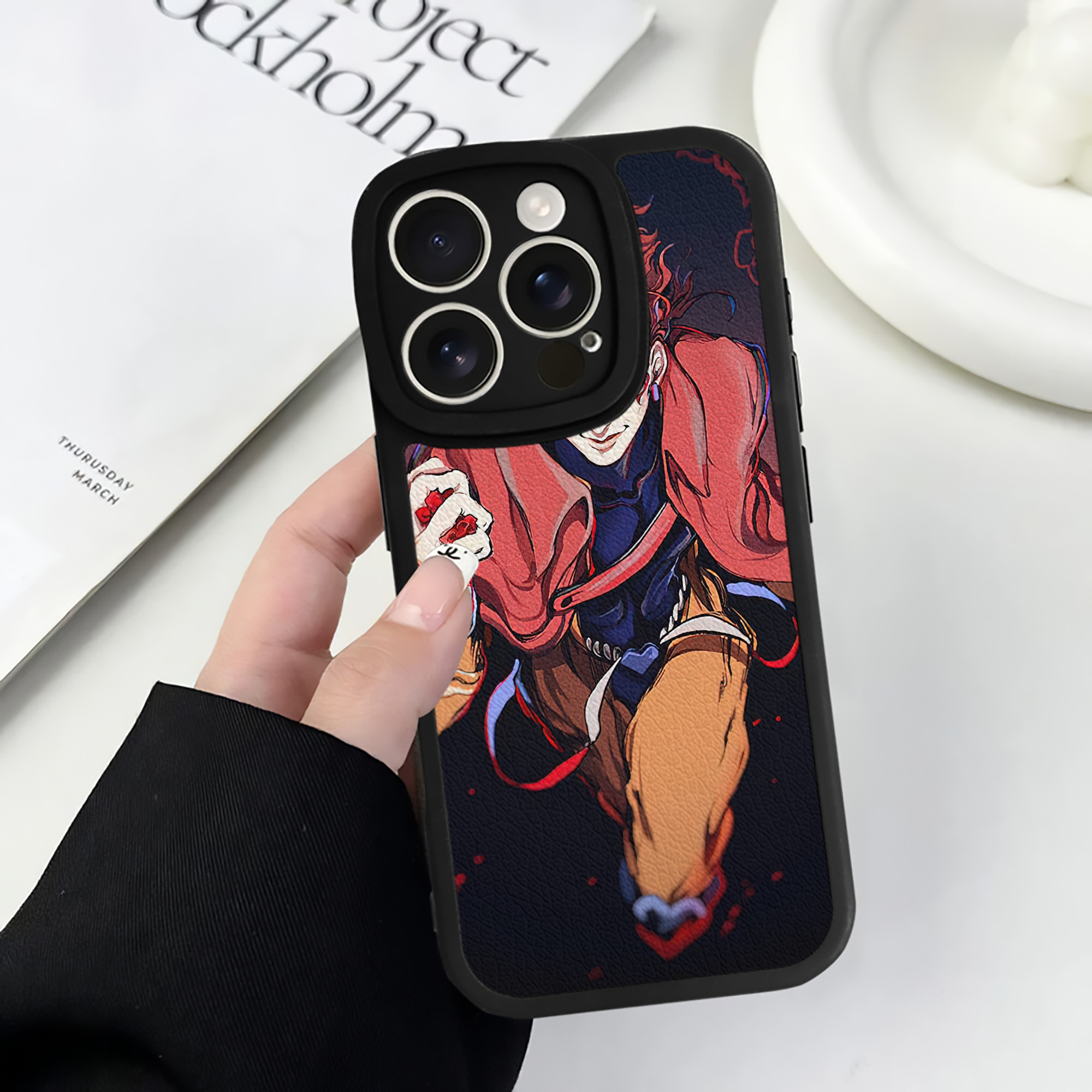 （画像用） ジョジョの奇妙な冒険 JoJo's Bizarre Adventure 【iPhone 16シリーズ対応】シリコンスマホケース（レザー調） 材質：シリコン